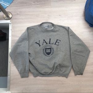 Yale crewneck